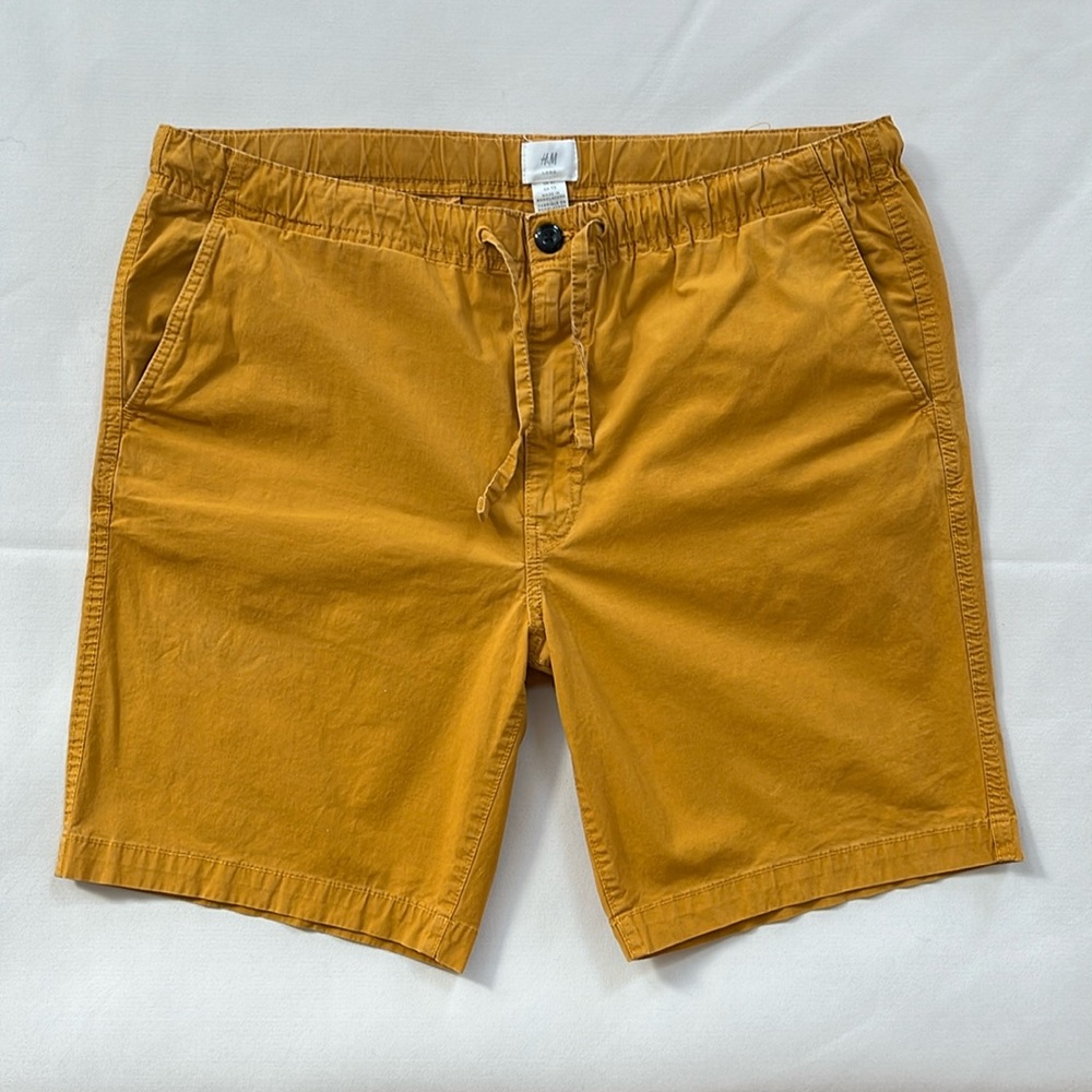 H&M Men’s elastic waistband cotton shorts, mustard yellow, size XL